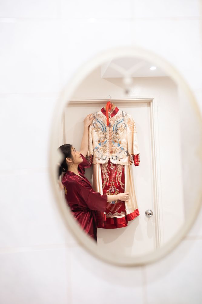 Tang Kwa gown, photo 3 of 3